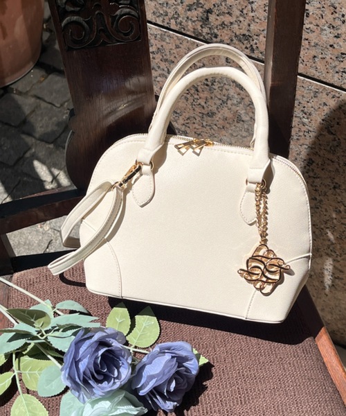 one wayザッカ（ワンウェイザッカ）の「チャーム付き2wayボストンショルダーバッグ（ボストンバッグ・レディース・アイボリー/グレー/ブラック・FREE）」の2枚目の写真