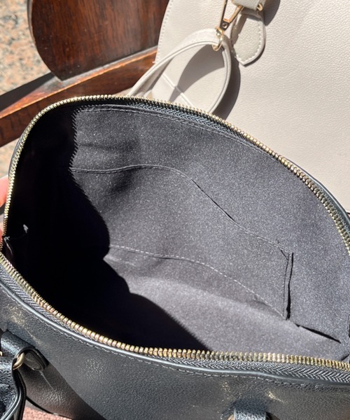 one wayザッカ（ワンウェイザッカ）の「チャーム付き2wayボストンショルダーバッグ（ボストンバッグ・レディース・アイボリー/グレー/ブラック・FREE）」の16枚目の写真