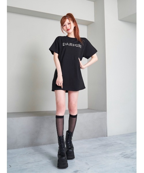 Darich ストーン付きロゴ黒半袖Tシャツ Darich ストーン付きロゴ黒半袖Tシャツ TOPS – tagged