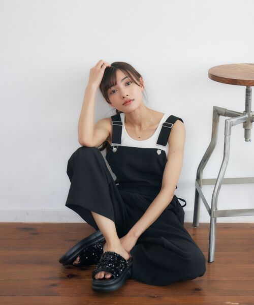 RETRO GIRL(レトロガール)の「サイドカットサロペ(サロペット/オーバーオール・レディース・ブルー/ナチュラル/ブラック・FREE)」の4枚目の写真