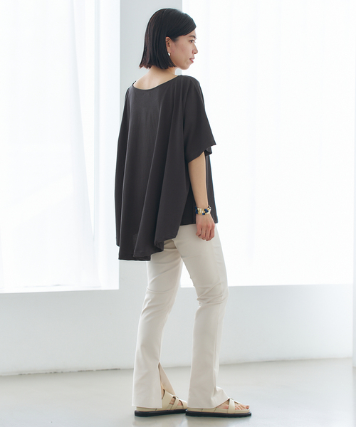 VERMEIL par iena（ヴェルメイユパーイエナ）の「ドルマンショートプルオーバー（Tシャツ/カットソー・レディース・ベージュ/ホワイト/チャコールグレー・FREE）」の9枚目の写真