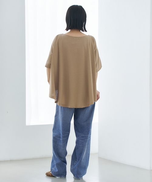 VERMEIL par iena（ヴェルメイユパーイエナ）の「ドルマンショートプルオーバー（Tシャツ/カットソー・レディース・ベージュ/ホワイト/チャコールグレー・FREE）」の21枚目の写真