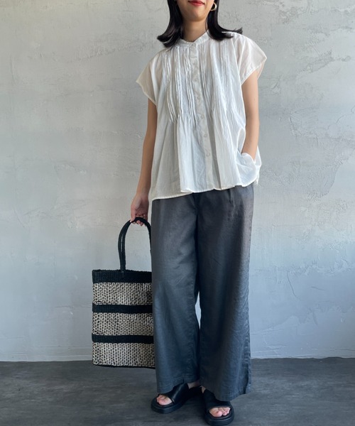 soil（ソイル）の「[SOIL/ソイル] バンドカラー ピンタックシャツブラウス（シャツ/ブラウス・レディース・オフホワイト/ブラック・1）」の8枚目の写真