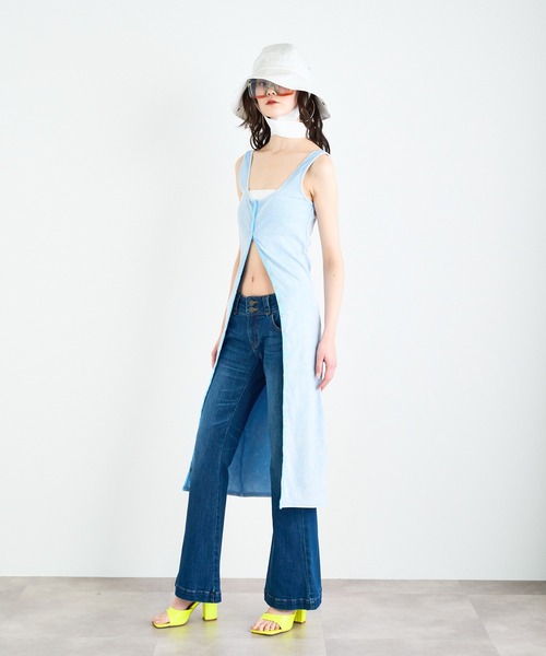 ANNA SUI NYC（アナ スイ エヌ ワイ シー）の「ANNA SUI NYC パウダーブリーチリングドットボタンタイトドレス（ワンピース・レディース・ブラック/パープル/ブルー・M/S）」の2枚目の写真