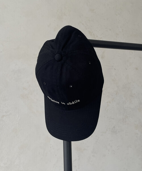 Thevon（ゼボン）の「細ロゴ刺繍キャップ（キャップ・レディース・ブラウン/ブラック/ライトベージュ・FREE）」の9枚目の写真