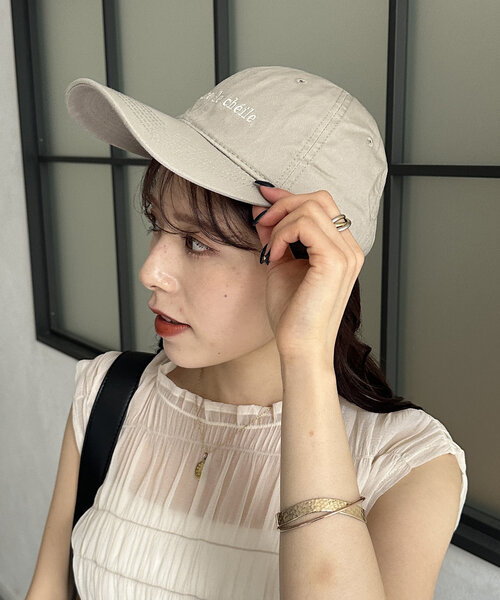Thevon（ゼボン）の「細ロゴ刺繍キャップ（キャップ・レディース・ブラウン/ブラック/ライトベージュ・FREE）」の18枚目の写真