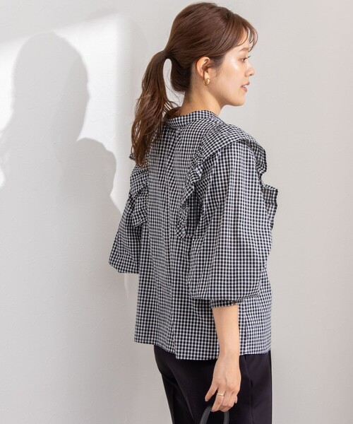 NOLLEY’S（ノーリーズ）の「リバティプリント/リバティギンガムチェック前後2WAYフリルブラウス（シャツ/ブラウス・レディース・ブラック系その他3/ブラック系その他・38）」の8枚目の写真