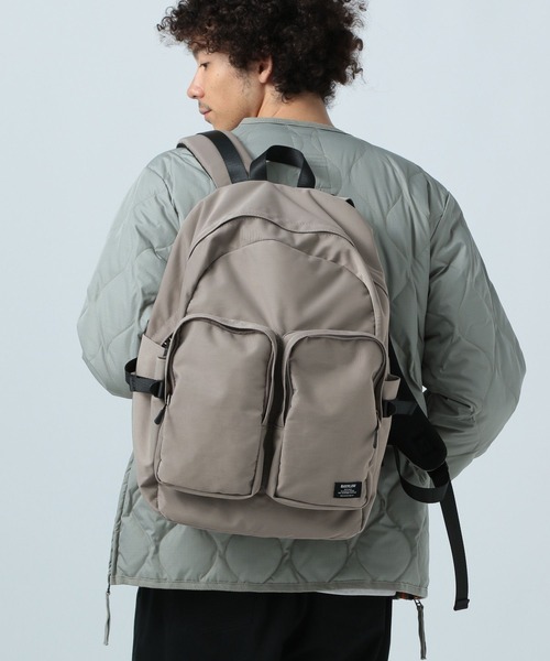 BAYFLOW（ベイフロー）の「フロント2ポケットデイパック（バックパック/リュック・メンズ・ブラック/グレー・FREE）」の3枚目の写真