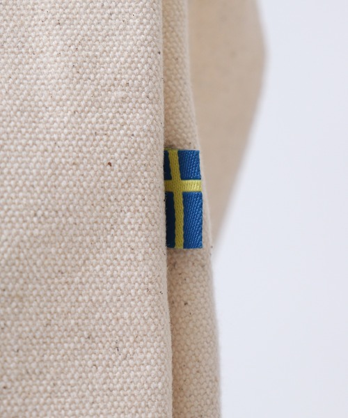 SCANDINAVIAN FOREST(スカンジナビアン・フォレスト)の「SCANDINAVIAN FOREST キャンバスショルダーバッグ(ショルダーバッグ・メンズ・ナチュラル/ブラック・F)」の8枚目の写真