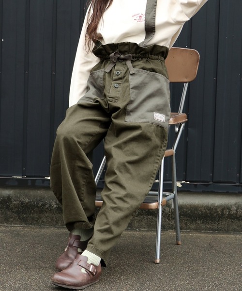 KRIFF MAYER Lady's Collection（クリフメイヤーレディースコレクション）の「ミリタリーサスペンダーパンツ（その他パンツ・レディース・ベージュ/ナチュラル/ブルー/ブラック/オリーブ・MEDIUM/LARGE）」の7枚目の写真