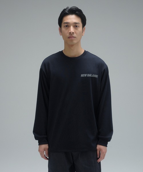 NEW BALANCE(ニューバランス)の「MET24 Reflection NB Logo Long Sleeve Tee(Tシャツ/カットソー・メンズ・ホワイト/ネイビー/ブラック・XX-LARGE/X-LARGE/LARGE/MEDIUM/SMALL)」の1枚目の写真