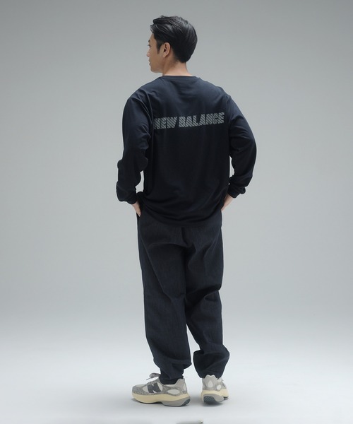NEW BALANCE(ニューバランス)の「MET24 Reflection NB Logo Long Sleeve Tee(Tシャツ/カットソー・メンズ・ホワイト/ネイビー/ブラック・XX-LARGE/X-LARGE/LARGE/MEDIUM/SMALL)」の10枚目の写真