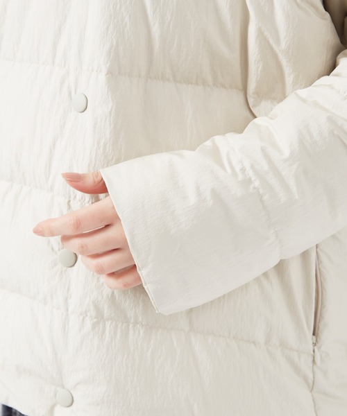 qualite（カリテ）の「ショートーリバーダウン（ダウンジャケット/コート・レディース・ベージュ/ブラック・38/34）」の10枚目の写真