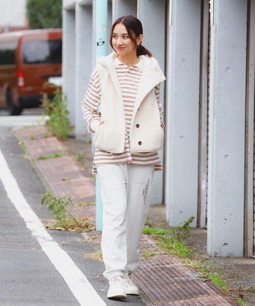 B:MING by BEAMS（ビーミングバイビームス）の「ボア ベスト（S～M）（ベスト・レディース・ホワイト系その他5/チャコールグレー・SMALL/MEDIUM）」の16枚目の写真