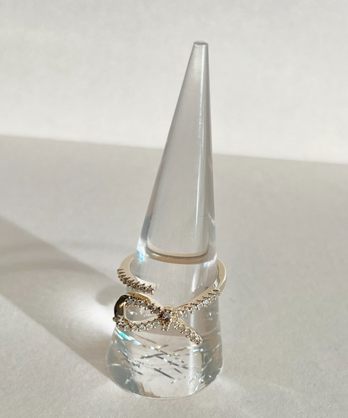 ciite'(シーテ)の「tied ribbon ring(リング・レディース・ゴールド・FREE)」の3枚目の写真