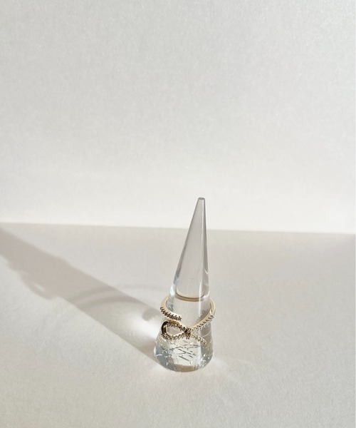 ciite'(シーテ)の「tied ribbon ring(リング・レディース・ゴールド・FREE)」の4枚目の写真