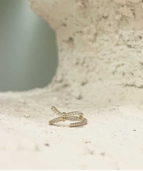 ciite'(シーテ)の「tied ribbon ring(リング・レディース・ゴールド・FREE)」の2枚目の写真