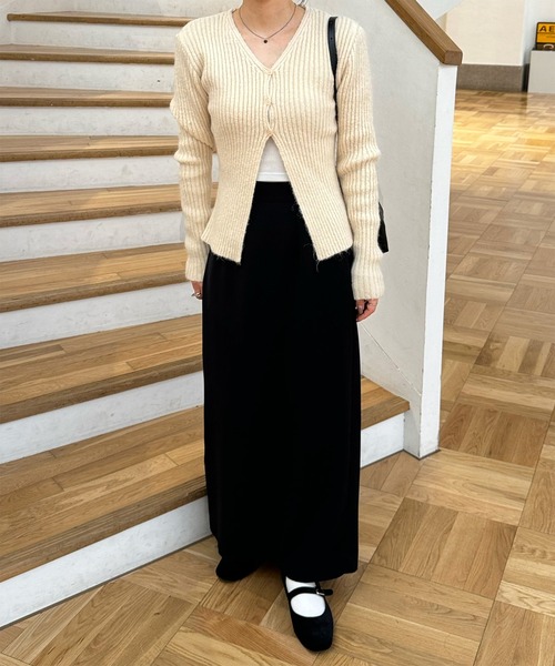 LE MORE（リモア）の「ボタンリブニットカーディガン（ニット/セーター・レディース・チャコール/アイボリー/オリーブ・FREE）」の19枚目の写真