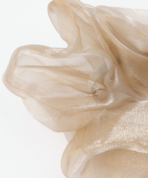 FOREVER 21（フォーエバー トゥエンティーワン）の「ビッグシアーシュシュ（シュシュ・レディース・グレー/ブラック/ベージュ・FREE）」の4枚目の写真