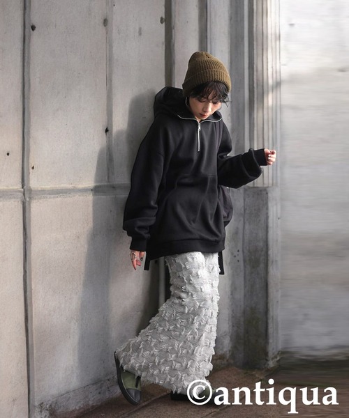 antiqua(アンティカ)の「チェックフリンジニットスカート(スカート・レディース・ブラック/グレー・ONESIZE)」の9枚目の写真