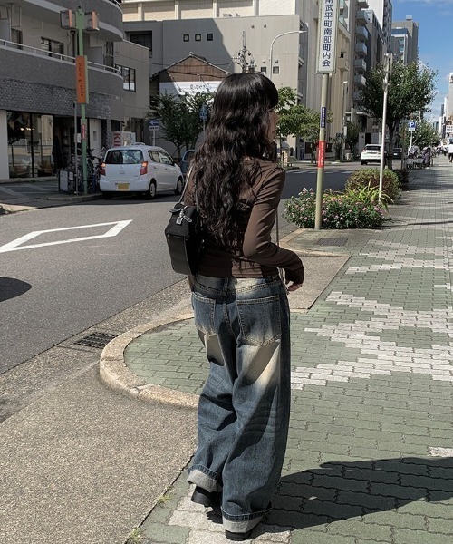 anyonemore（エニワンモア）の「レーススカーフスクエアシャーリングTシャツ（Tシャツ/カットソー・レディース・ブラウン・FREE）」の11枚目の写真