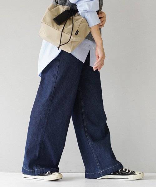 e-zakkamania stores(イーザッカマニアストアーズ)の「AIRジョグデニムバギーパンツ(デニムパンツ・レディース・ブラック系/ネイビー系/ワンウォッシュ/グレー系/ライトブルー・L/M)」の5枚目の写真