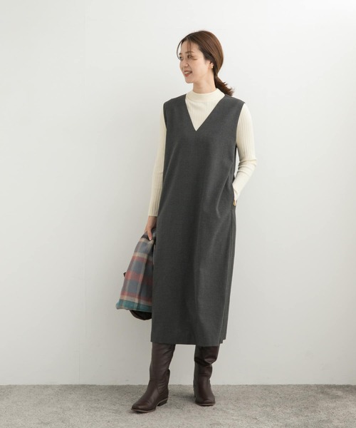 URBAN RESEARCH DOORS(アーバンリサーチドアーズ)の「ハイネックリブニット(ニット/セーター・レディース・アイボリー/モカ/ブルー・MEDIUM)」の12枚目の写真