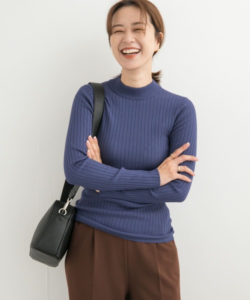URBAN RESEARCH DOORS(アーバンリサーチドアーズ)の「ハイネックリブニット(ニット/セーター・レディース・アイボリー/モカ/ブルー・MEDIUM)」の18枚目の写真