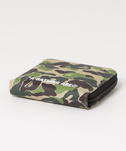 A BATHING APE（アベイシングエイプ）の「ABC CAMO MINI ZIPPED