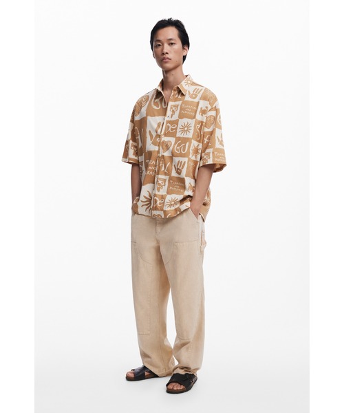 Desigual（デシグアル）の「ROBERT レトロアイコン半袖シャツ（シャツ/ブラウス・メンズ・ホワイト・XL/L/M/S）」の3枚目の写真