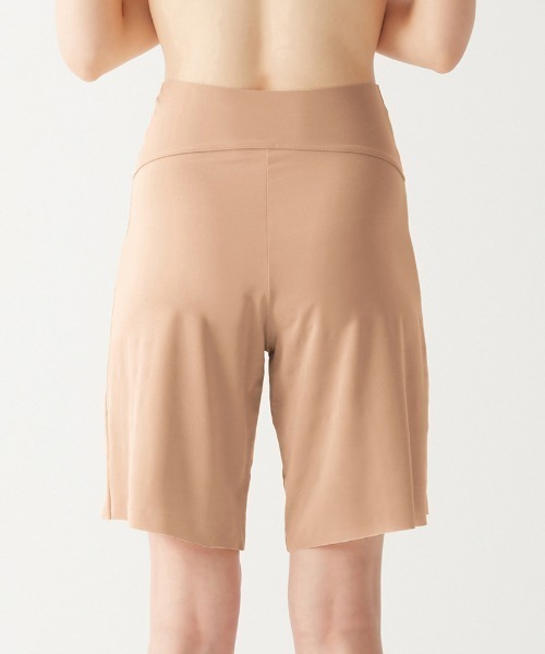 GUNZE（グンゼ）の「ADVANCE LABEL/アドバンスレーベル　フレアパンツ（透け防止・キュロットペチコート)（その他アンダーウェア/インナー・レディース・ベージュ/スミクロ/グレー系その他・X-LARGE/MEDIUM/LARGE）」の12枚目の写真
