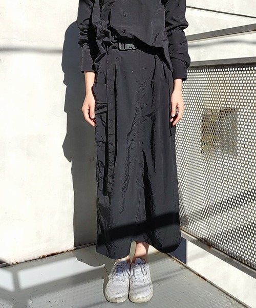 Q（キュー）の「ミリタリースカート（スカート・レディース・ベージュ/ブラック・MEDIUM）」の11枚目の写真