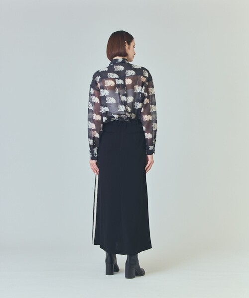 GRACE CLASS（グレースクラス）の「ラインビジューロングスカート（スカート・レディース・キナリ/ブラック・36/38）」の4枚目の写真