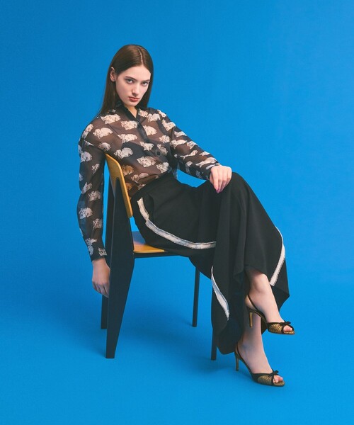 GRACE CLASS（グレースクラス）の「ラインビジューロングスカート（スカート・レディース・キナリ/ブラック・36/38）」の6枚目の写真