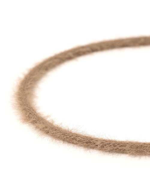 studio CLIP（スタディオクリップ）の「シャギーカチューシャ（カチューシャ・レディース・ブラック/ベージュ・FREE）」の3枚目の写真