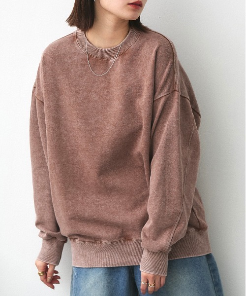ad thie(アドティエ)の「ピグメント スウェット プルオーバー(Tシャツ/カットソー・レディース・ブラック/オフホワイト/グレー/ブラウン・FREE)」の4枚目の写真