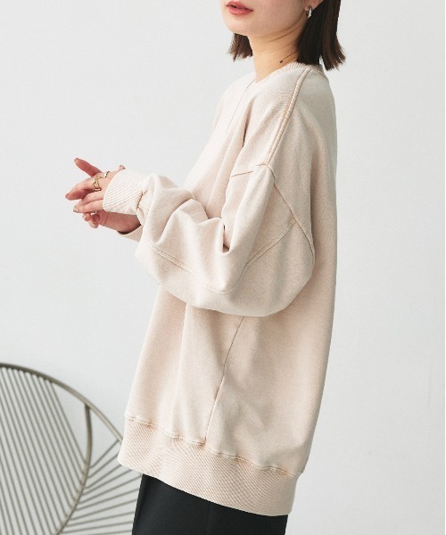 ad thie(アドティエ)の「ピグメント スウェット プルオーバー(Tシャツ/カットソー・レディース・ブラック/オフホワイト/グレー/ブラウン・FREE)」の9枚目の写真