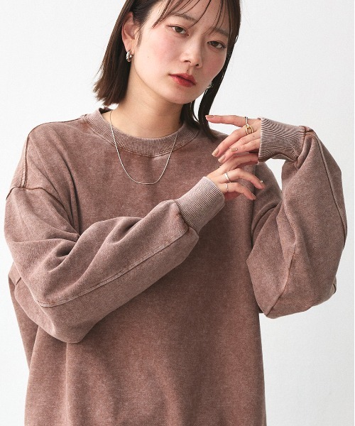 ad thie(アドティエ)の「ピグメント スウェット プルオーバー(Tシャツ/カットソー・レディース・ブラック/オフホワイト/グレー/ブラウン・FREE)」の15枚目の写真