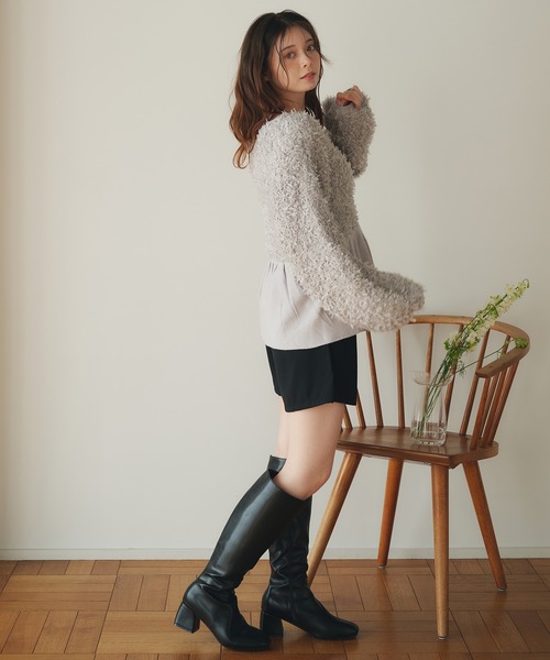 fupel（フぺル）の「peplum feather yarn knit cardigan / ペプラムフェザーヤーンニットカーディガン（カーディガン/ボレロ・レディース・アイボリー/グレー・FREE）」の12枚目の写真