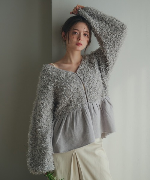 fupel（フぺル）の「peplum feather yarn knit cardigan / ペプラムフェザーヤーンニットカーディガン（カーディガン/ボレロ・レディース・アイボリー/グレー・FREE）」の19枚目の写真