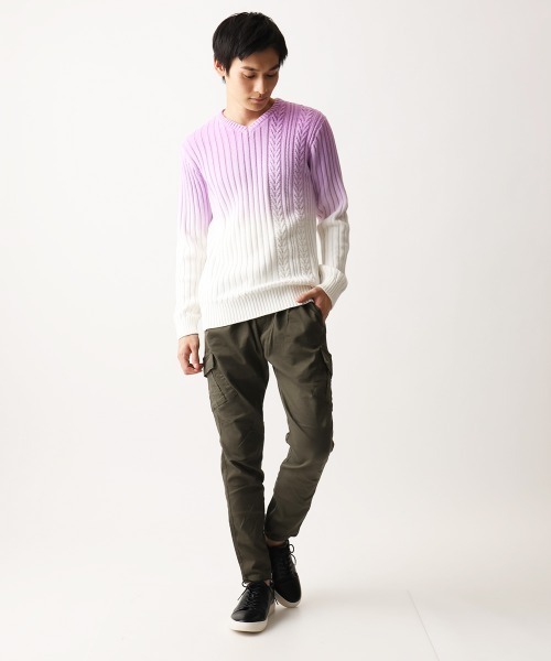 MK MICHEL KLEIN HOMME （エムケーミッシェルクランオム）の「【残りわずか/天然素材使用/洗える】グラデーションケーブルニット（ニット/セーター・メンズ・ライトブルー/ピンク・MEDIUM/LARGE/X-LARGE）」の4枚目の写真