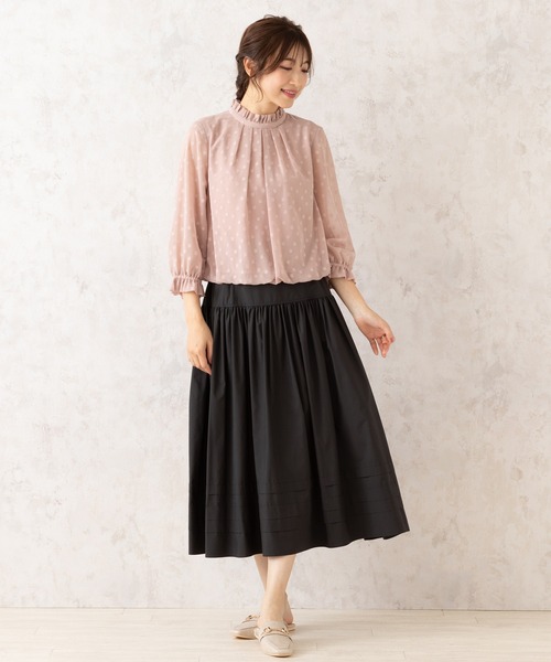 Rose Tiara(ローズティアラ)の「ドットジャカードバルーンヘムブラウス(シャツ/ブラウス・レディース・ブラック/オフホワイト/ピンク/ベージュ・38/42/46)」の20枚目の写真