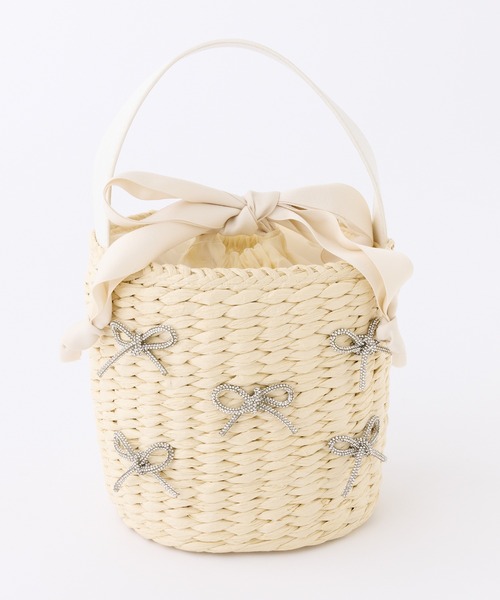 one after another NICE CLAUP(ワンアフターアナザーナイスクラップ)の「キラキラリボンペーパーバッグ(かごバッグ・レディース・アイボリー/ブラック・FREE)」の3枚目の写真