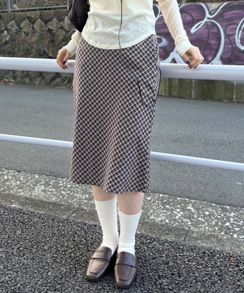 Birthday room(バースデイルーム)の「チェック柄Aラインミディスカート/check Aline midi skirt(スカート・レディース・ライトグリーン/ブラウン/ブラック・FREE)」の5枚目の写真
