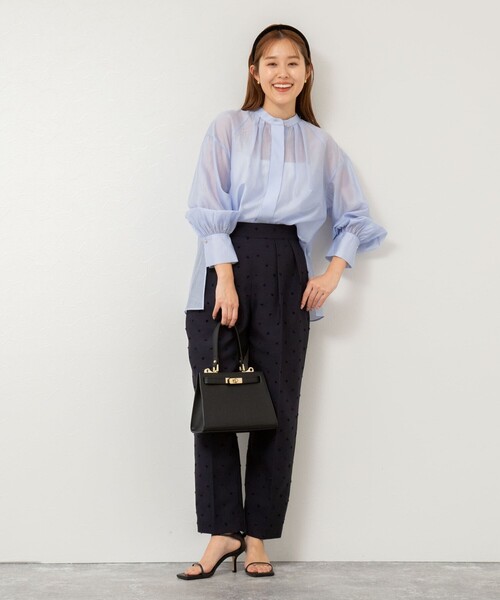 NOLLEY’S(ノーリーズ)の「バンドカラーシアーブラウス(シャツ/ブラウス・レディース・ベージュ/ネイビー/サックスブルー/イエロー・38)」の5枚目の写真