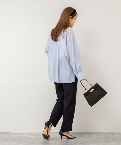 NOLLEY’S(ノーリーズ)の「バンドカラーシアーブラウス(シャツ/ブラウス・レディース・ベージュ/ネイビー/サックスブルー/イエロー・38)」の7枚目の写真