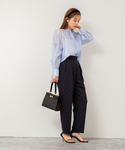 NOLLEY’S(ノーリーズ)の「バンドカラーシアーブラウス(シャツ/ブラウス・レディース・ベージュ/ネイビー/サックスブルー/イエロー・38)」の10枚目の写真