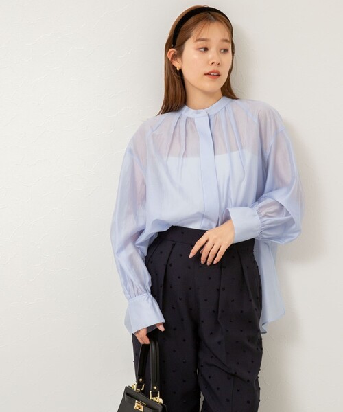 NOLLEY’S(ノーリーズ)の「バンドカラーシアーブラウス(シャツ/ブラウス・レディース・ベージュ/ネイビー/サックスブルー/イエロー・38)」の14枚目の写真