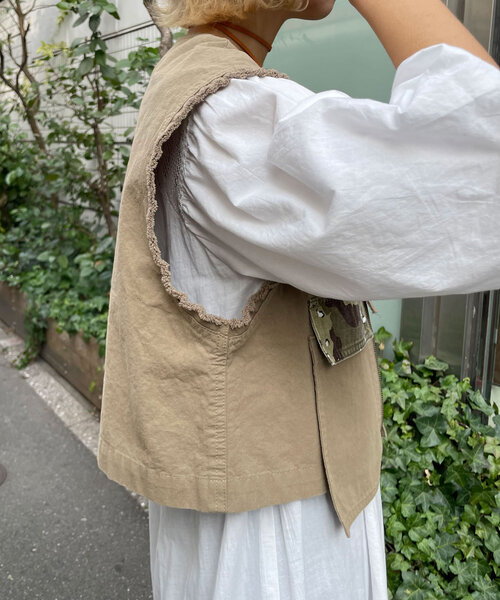 CIAOPANIC（チャオパニック）の「【UNESS/ユーネス】アウトポケットミリタリーベスト（ベスト・レディース・ベージュ・ONE SIZE）」の17枚目の写真