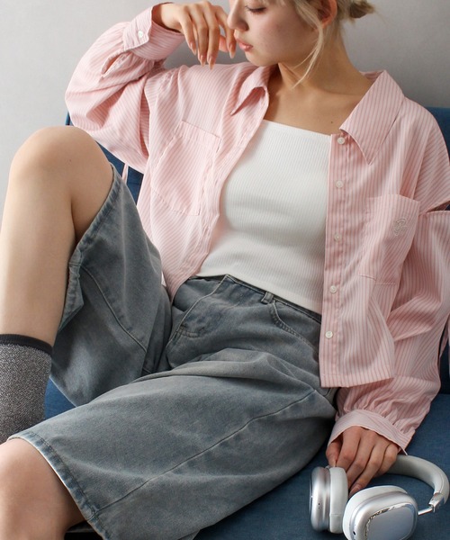 SpRay（スプレイ）の「肩リボンクロップドシャツ（シャツ/ブラウス・レディース・オフホワイト/ホワイト×ブラック/ブラック×ホワイト/サックスブルー/ブルー系その他/チャコールグレー/ブルー系その他2・FREE）」の8枚目の写真